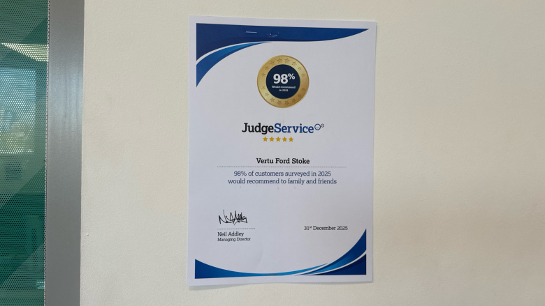 Renault Clio 1.6 E-TECH full hybrid 145 Techno 5dr Auto Hybrid Hatchback